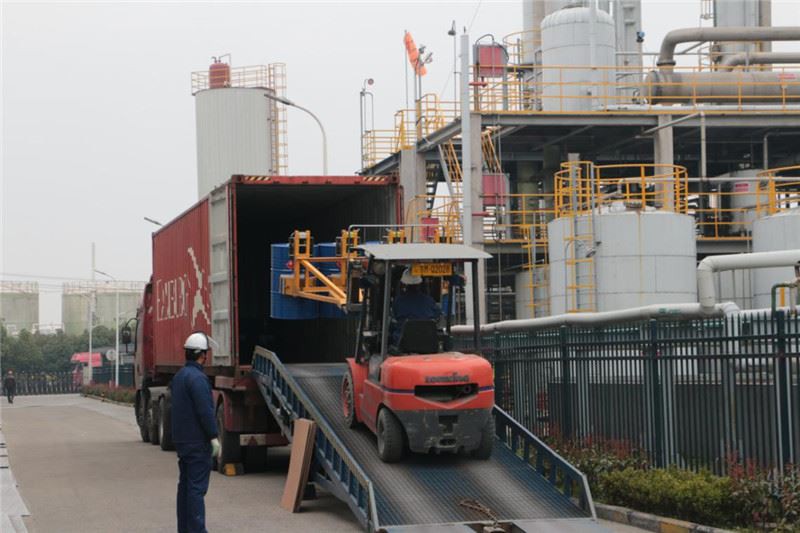 ग्लेशियल एसिटिक एसिड अकार्बनिक रासायनिक प्रतिक्रिया